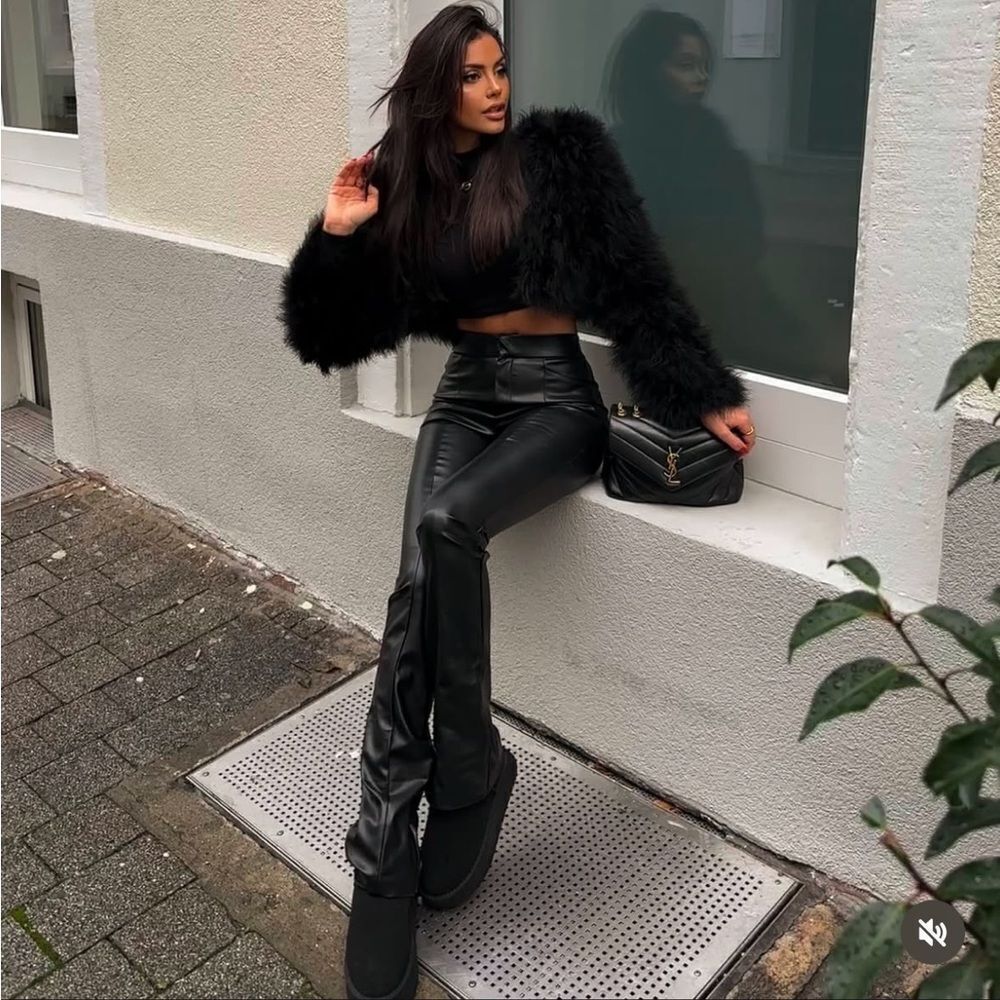 Black platform UGGS